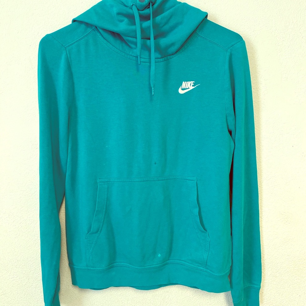 Nike pullover